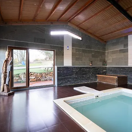 Luxury Valdeorras Hébergement de vacances *