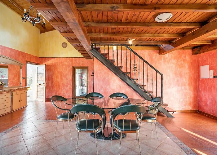 Luxury Valdeorras بيت للعطل