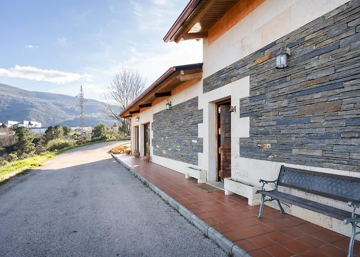 Luxury Valdeorras بيت للعطل
